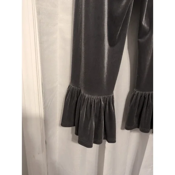 NWOT Matilda Jane Gray Velvet Cropped Ruffle Pants Sz M Boho, Cottage, Hippie - Picture 10 of 12